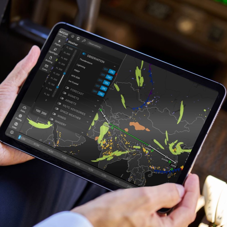 Live flight tracking and proactive updates